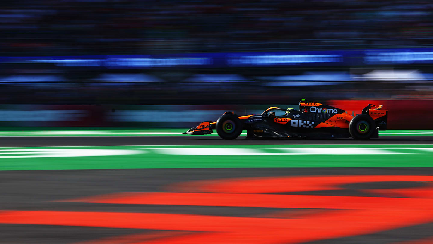 MEXICO CITY, MEXICO - OCTOBER 25: Lando Norris of Great Britain driving the (4) McLaren MCL38