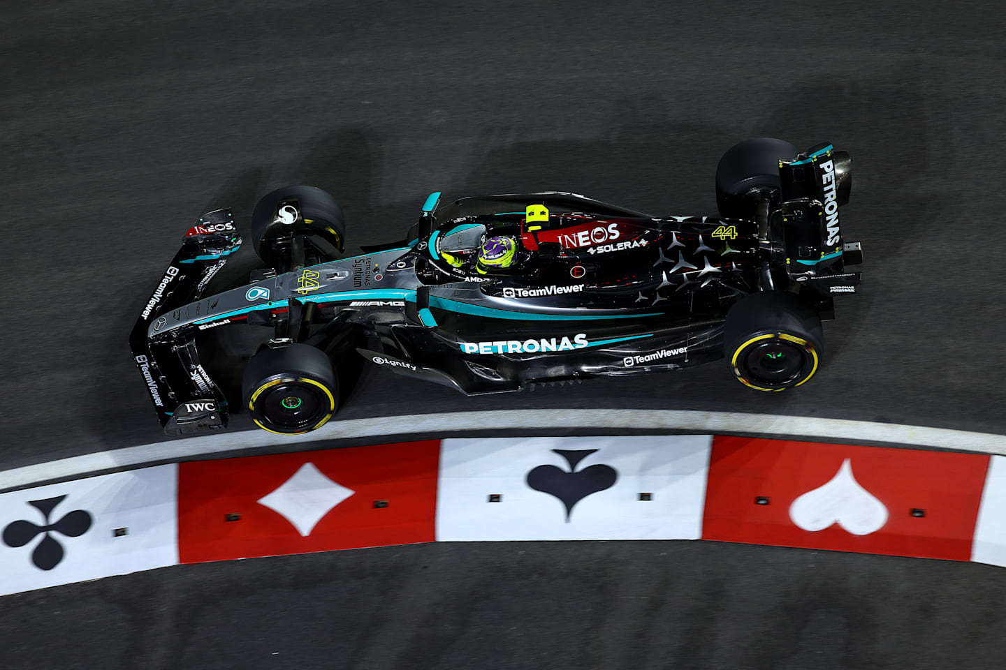 LAS VEGAS, NEVADA - NOVEMBER 21: Lewis Hamilton driving the (44) Mercedes AMG Petronas F1 Team W15 on track ahead of the F1 Grand Prix of Las Vegas on November 21, 2024 in Las Vegas, Nevada. (Photo by Clive Rose - Formula 1/Formula 1 via Getty Images)