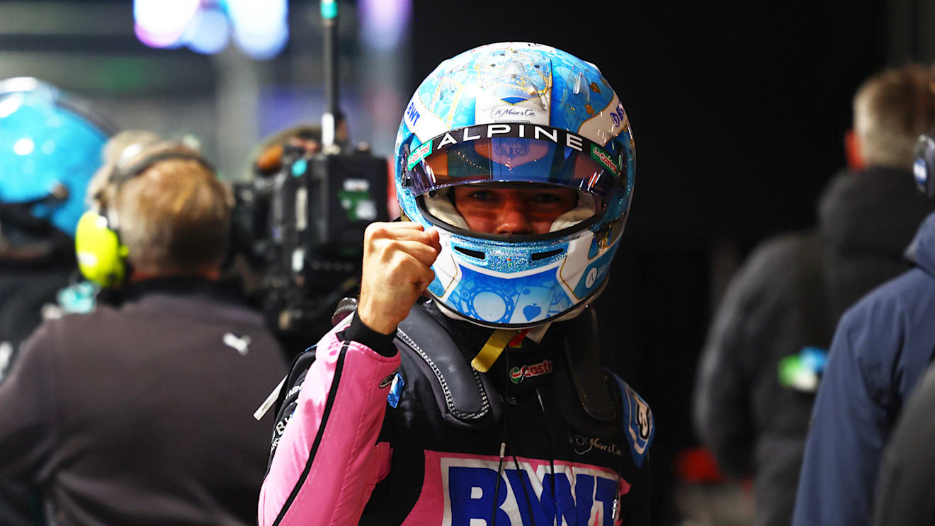 LAS VEGAS, NEVADA - NOVEMBER 22: Third placed qualifier Pierre Gasly of France and Alpine F1 celebrates in parc ferme during qualifying ahead of the F1 Grand Prix of Las Vegas at Las Vegas Strip Circuit on November 22, 2024 in Las Vegas, Nevada. (Photo by Mark Thompson/Getty Images)