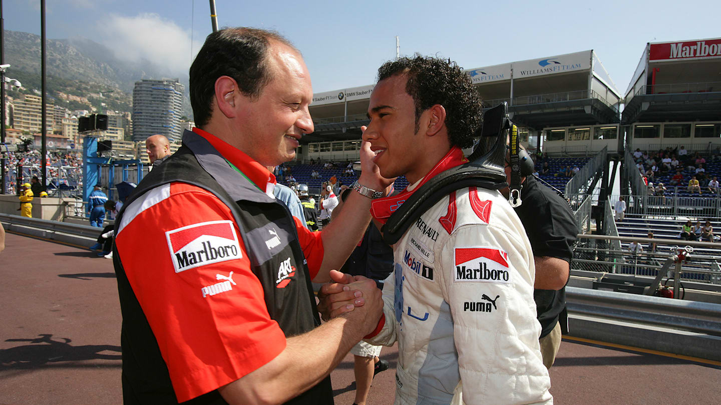 vasseur-hamilton-gp2-2006.png