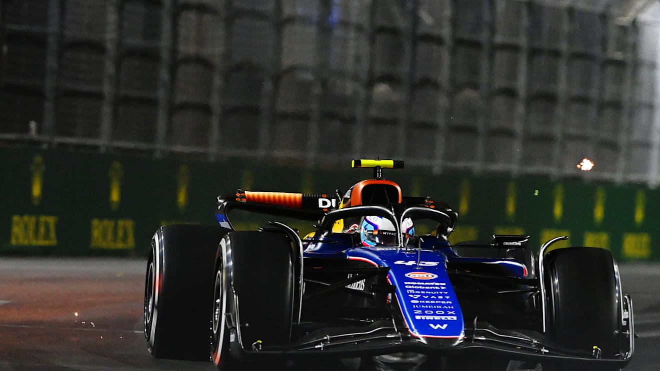 LAS VEGAS, NEVADA - NOVEMBER 23: Franco Colapinto of Argentina driving the (43) Williams FW46 Mercedes on track during the F1 Grand Prix of Las Vegas at Las Vegas Strip Circuit on November 23, 2024 in Las Vegas, Nevada. (Photo by Rudy Carezzevoli/Getty Images)