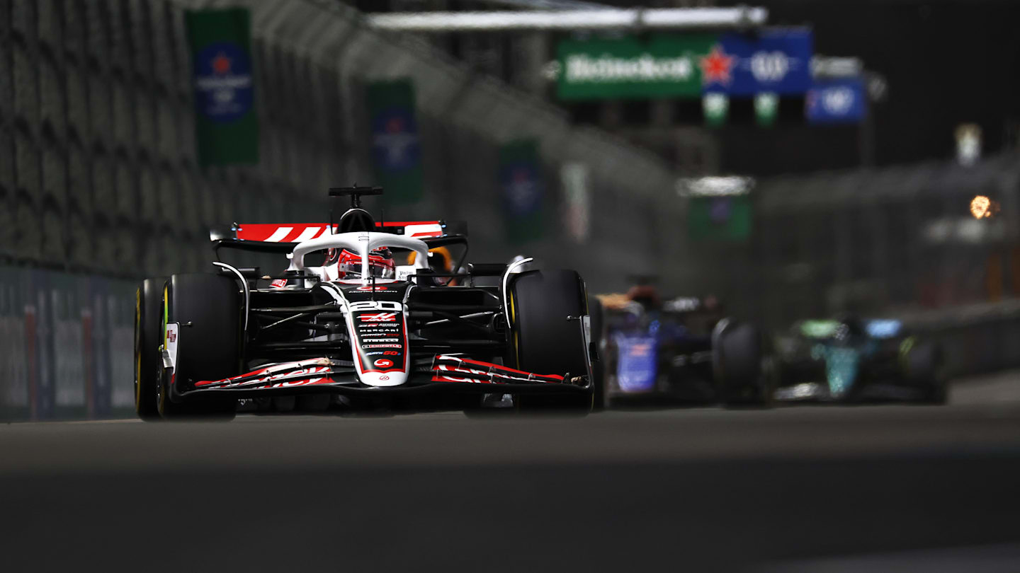 LAS VEGAS, NEVADA - NOVEMBER 23: Kevin Magnussen of Denmark driving the (20) Haas F1 VF-24 Ferrari