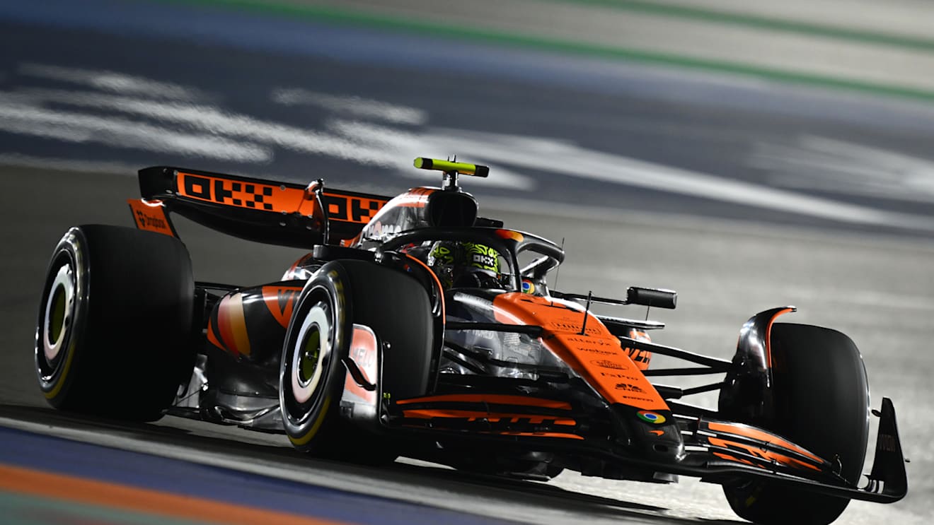 LUSAIL CITY, QATAR - DECEMBER 01: Lando Norris of Great Britain driving the (4) McLaren MCL38 Mercedes on track during the F1 Grand Prix of Qatar at Lusail International Circuit on December 01, 2024 in Lusail City, Qatar. (Photo by Clive Mason/Getty Images)