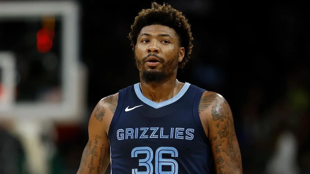 Grizzlies trade away Marcus Smart, Jake LaRavia to Wizards, Kings