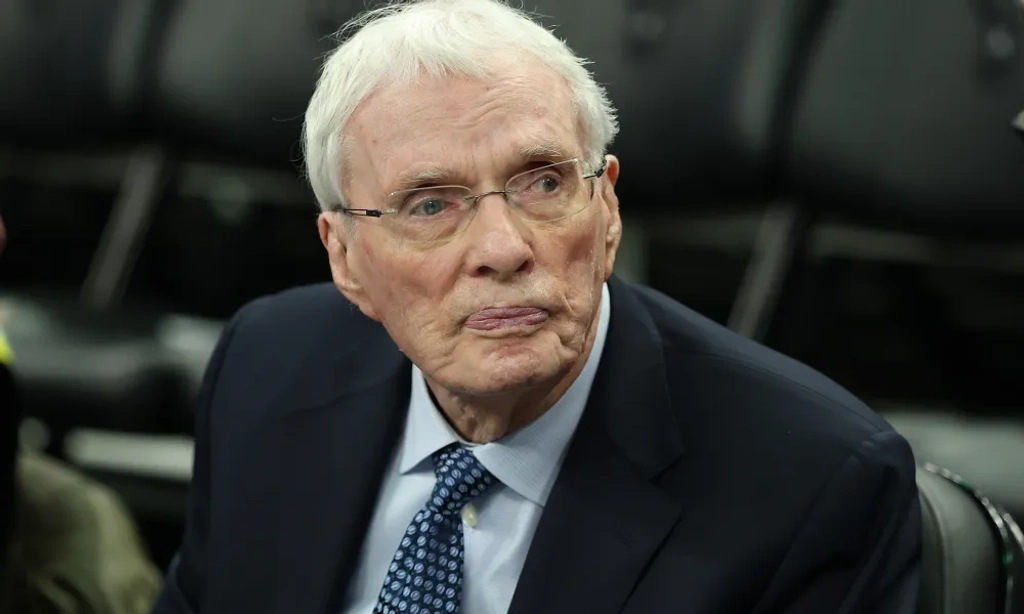 Hubie Brown calls final game, closes legendary broadcasting career